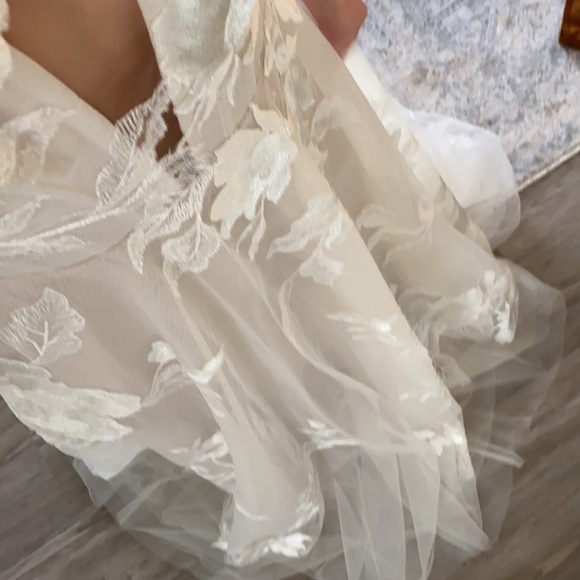 BHLDN Hutchinson Gown - Never worn or altered - Picture 9 of 10